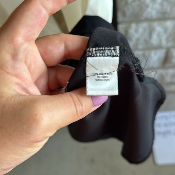 Christopher & Banks sleeveless semi sheer half button down sleeveless top medium - Picture 5 of 8